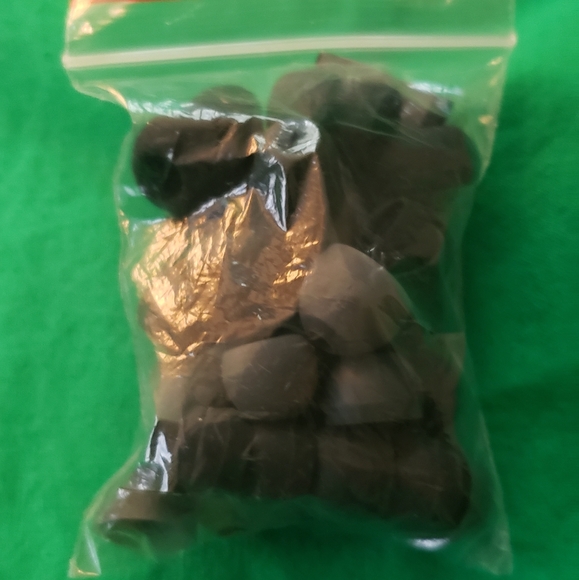 Ear Bud Replacement Rubber Tips 16 Sets - Picture 1 of 2